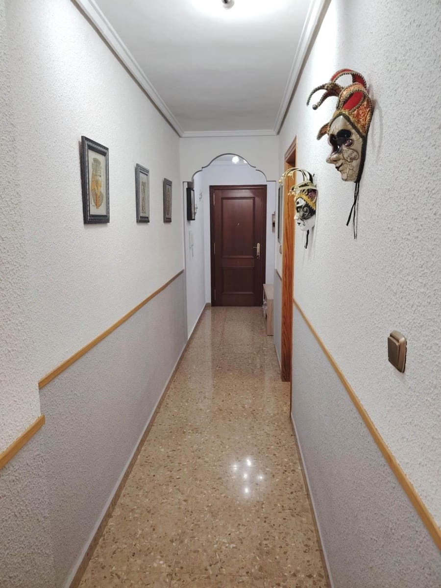 3 makuuhuone Asunto myytävänä paikassa Lliria - 179 900 € (Ref: 9959779)