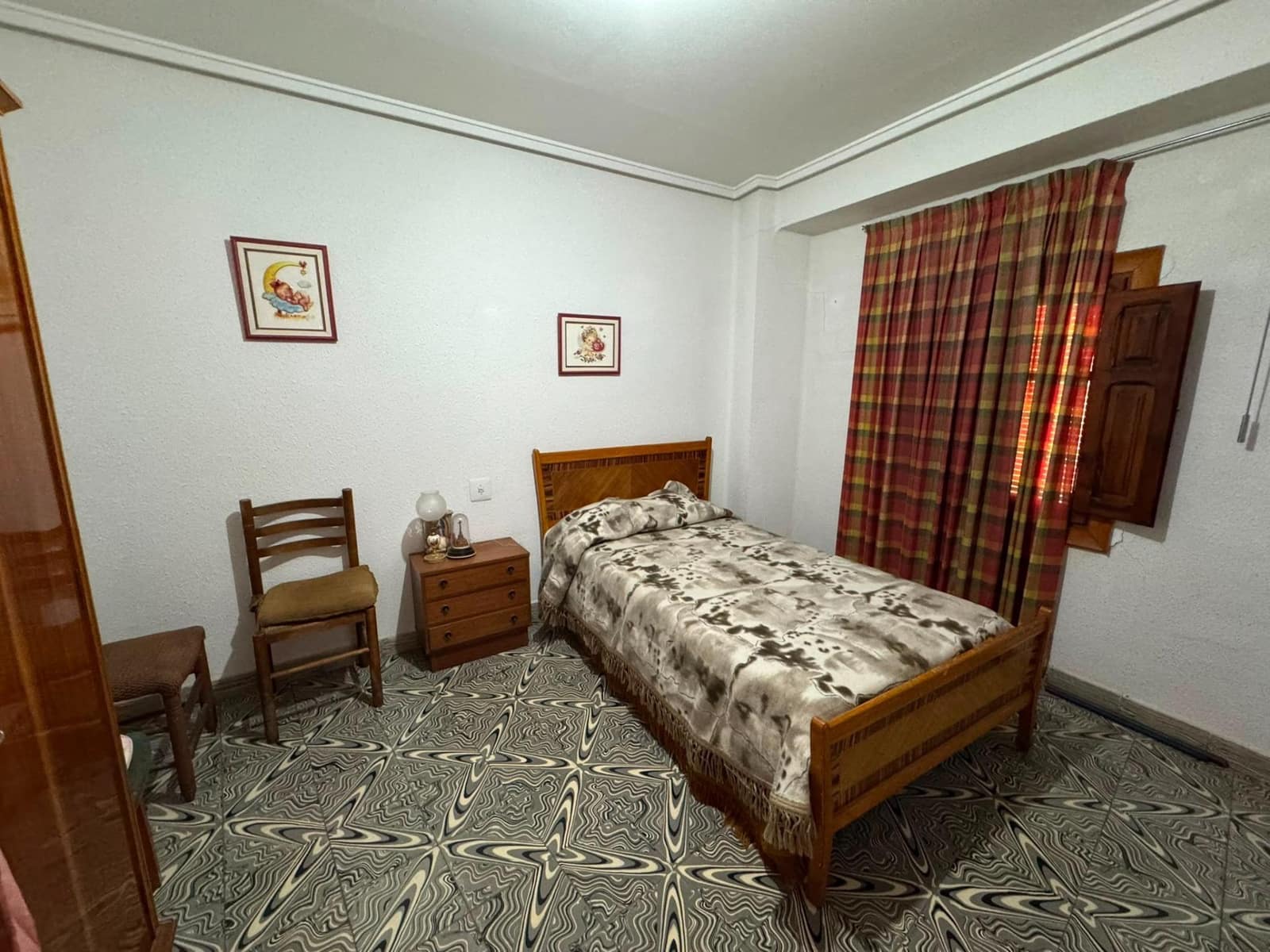 4 soverom Hus til salgs i Lliria - € 178 000 (Ref: 9959780)