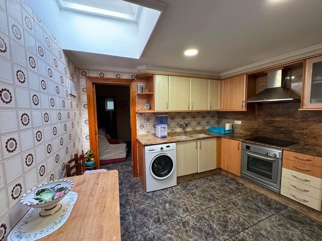 4 soverom Hus til salgs i Llíria - € 178 000 (Ref: 9959780)