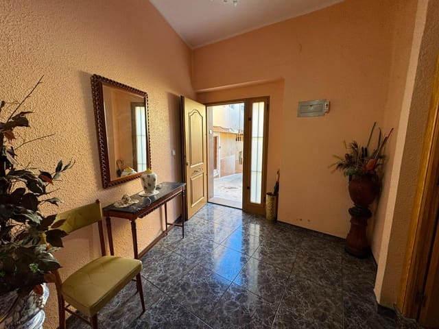 4 soverom Hus til salgs i Llíria - € 178 000 (Ref: 9959780)