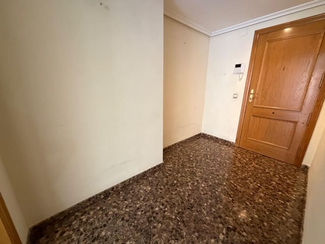 3 Zimmer Wohnung zu vermieten in Llíria - 850 € (Ref: 9962686)