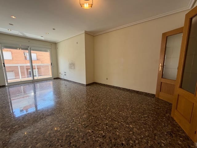3 Zimmer Wohnung zu vermieten in Llíria - 850 € (Ref: 9962686)
