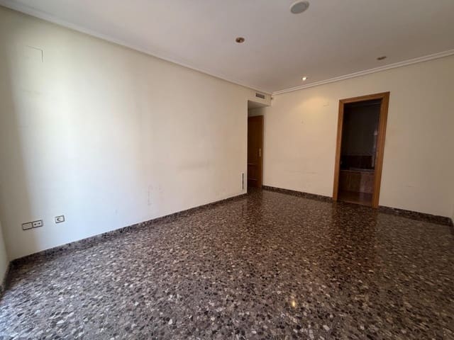 3 Zimmer Wohnung zu vermieten in Llíria - 850 € (Ref: 9962686)