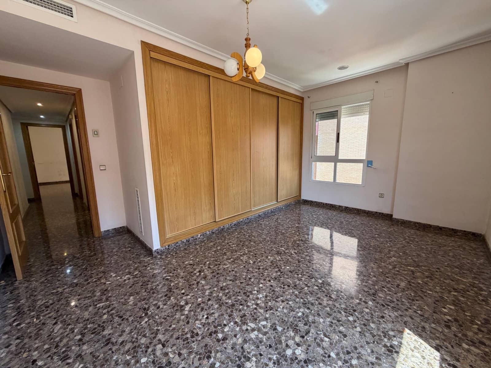 3 sovrum Lägenhet att hyra i Lliria - 850 € (Ref: 9962686)