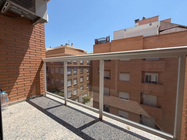 3 Zimmer Wohnung zu vermieten in Llíria - 850 € (Ref: 9962686)