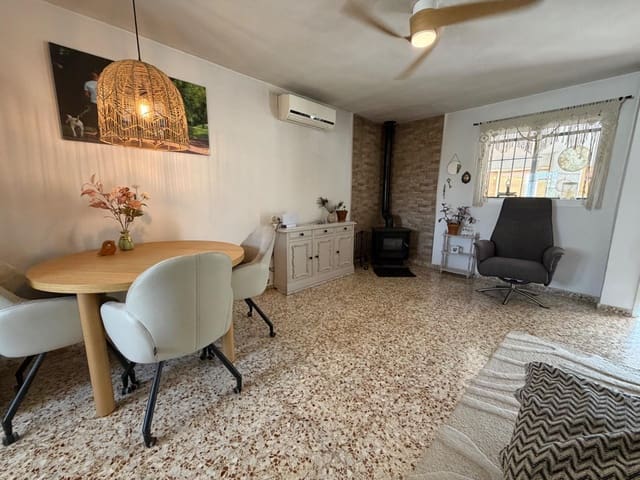 3 sypialnia Willa na sprzedaż w Pedralba z basenem - 210 000 € (Ref: 9984986)