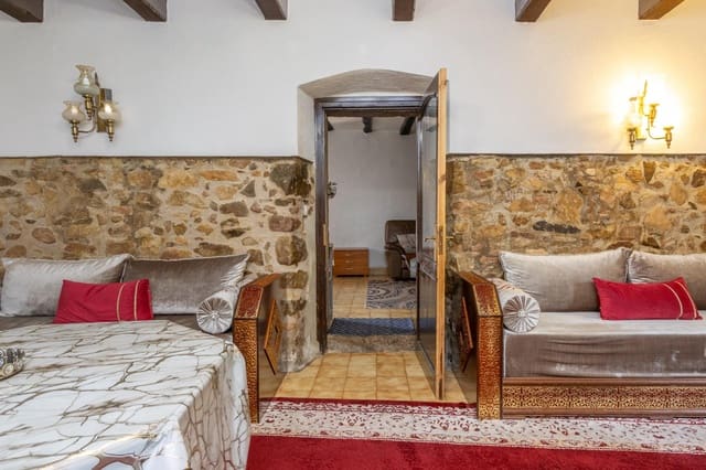 5 soveværelse Finca/Landehus til salg i Santa Cristina d'Aro - € 905.000 (Ref: 10183745)