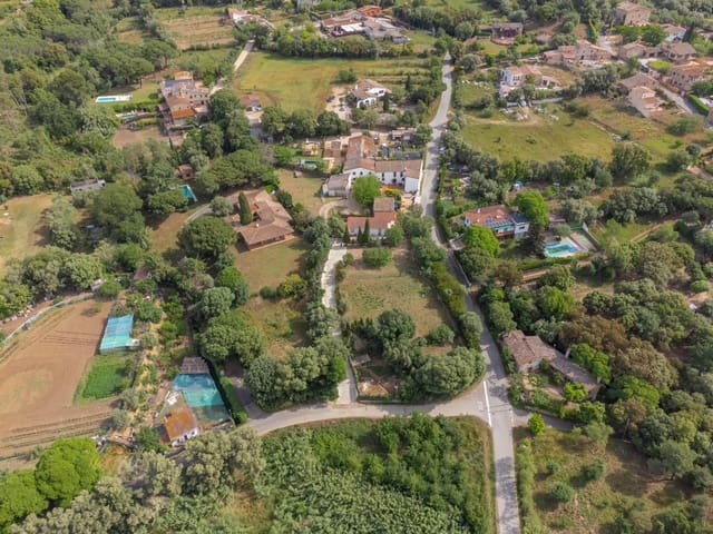 5 soveværelse Finca/Landehus til salg i Santa Cristina d'Aro - € 905.000 (Ref: 10183745)