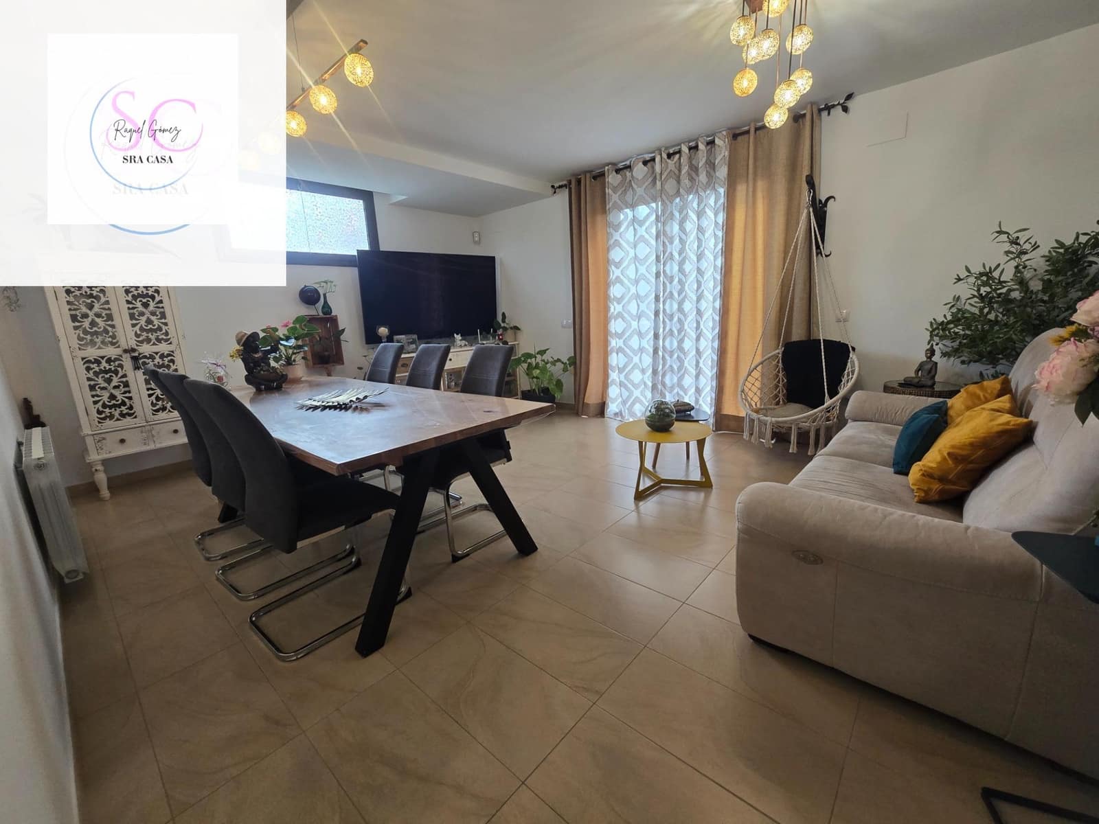 Adosado de 4 habitaciones en Sant Jordi Desvalls en venta con garaje - 398.000 € (Ref: 9438058)