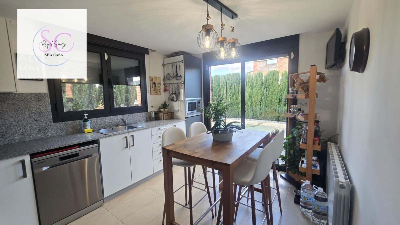 Adosado de 4 habitaciones en Sant Jordi Desvalls en venta con garaje - 398.000 € (Ref: 9438058)