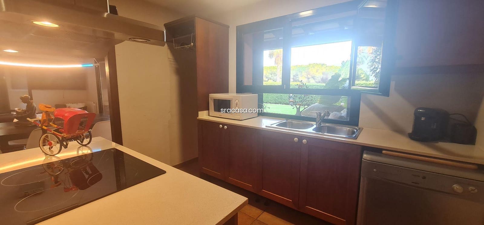 3 bedroom Villa for rent in Santa Cristina d'Aro - € 1,980 (Ref: 9438062)