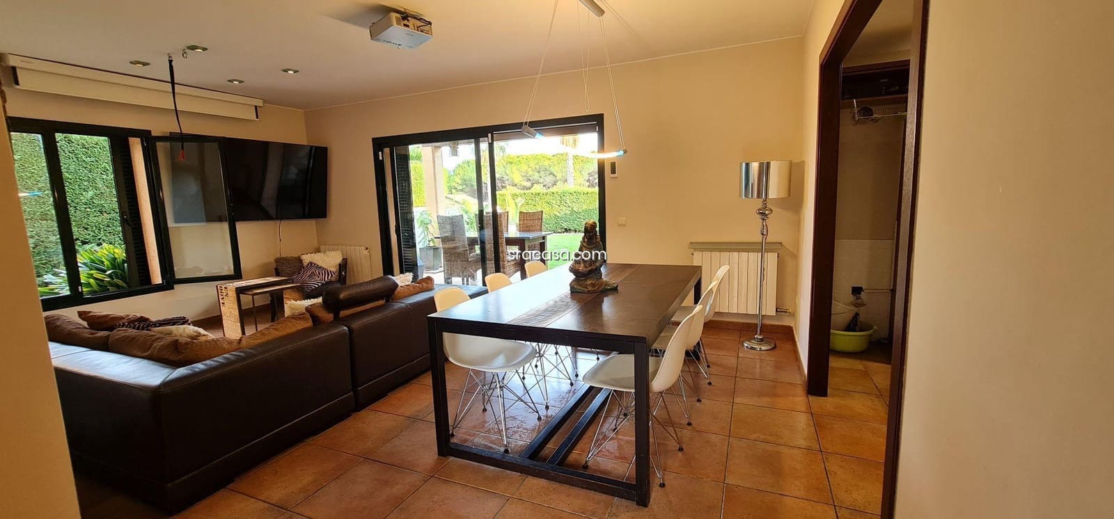 3 bedroom Villa for rent in Santa Cristina d'Aro - € 1,980 (Ref: 9438062)