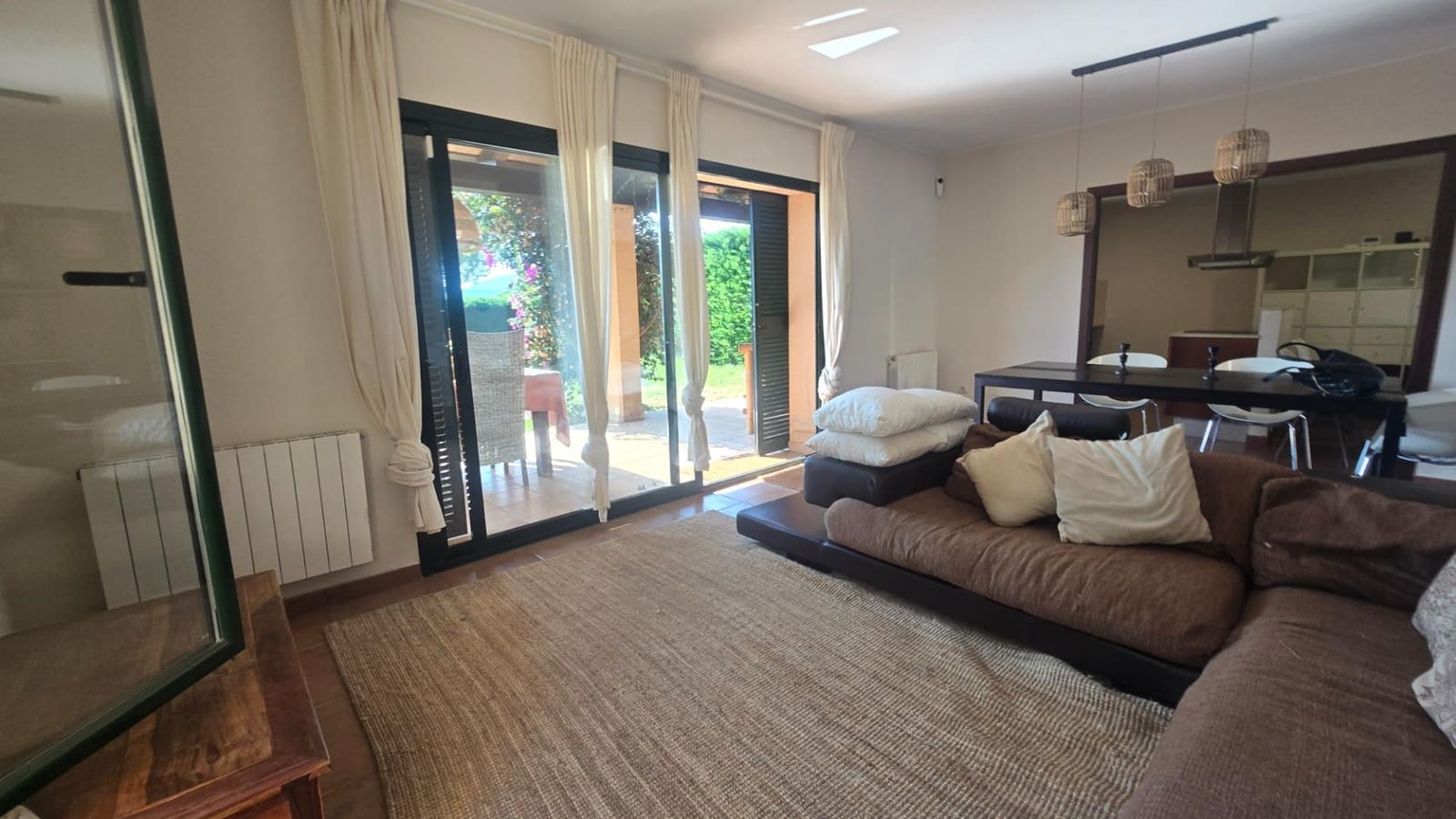 3 bedroom Villa for rent in Santa Cristina d'Aro - € 1,980 (Ref: 9438062)