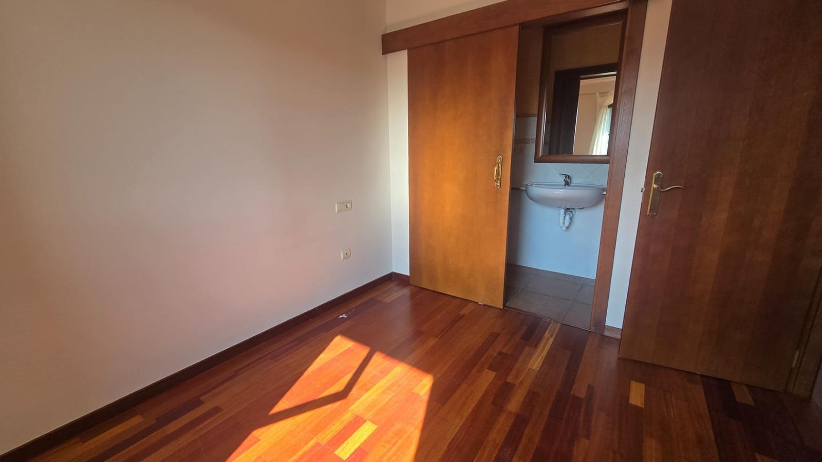 3 bedroom Villa for rent in Santa Cristina d'Aro - € 1,980 (Ref: 9438062)