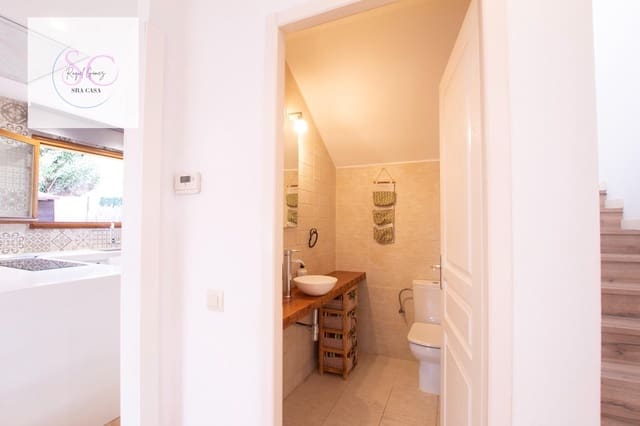 4 soverom Rekkehus til salgs i Santa Cristina d'Aro med svømmebasseng - € 520 000 (Ref: 9438064)