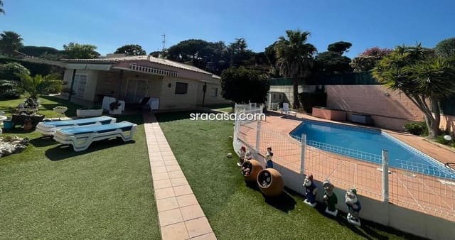 5 Zimmer Villa zu verkaufen in Calonge i Sant Antoni mit Pool - 496.000 € (Ref: 9438065)