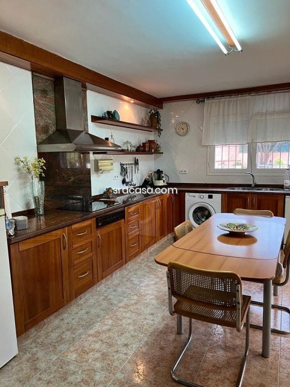 5 bedroom Villa for sale in Calonge i Sant Antoni with pool - € 496,000 (Ref: 9438065)
