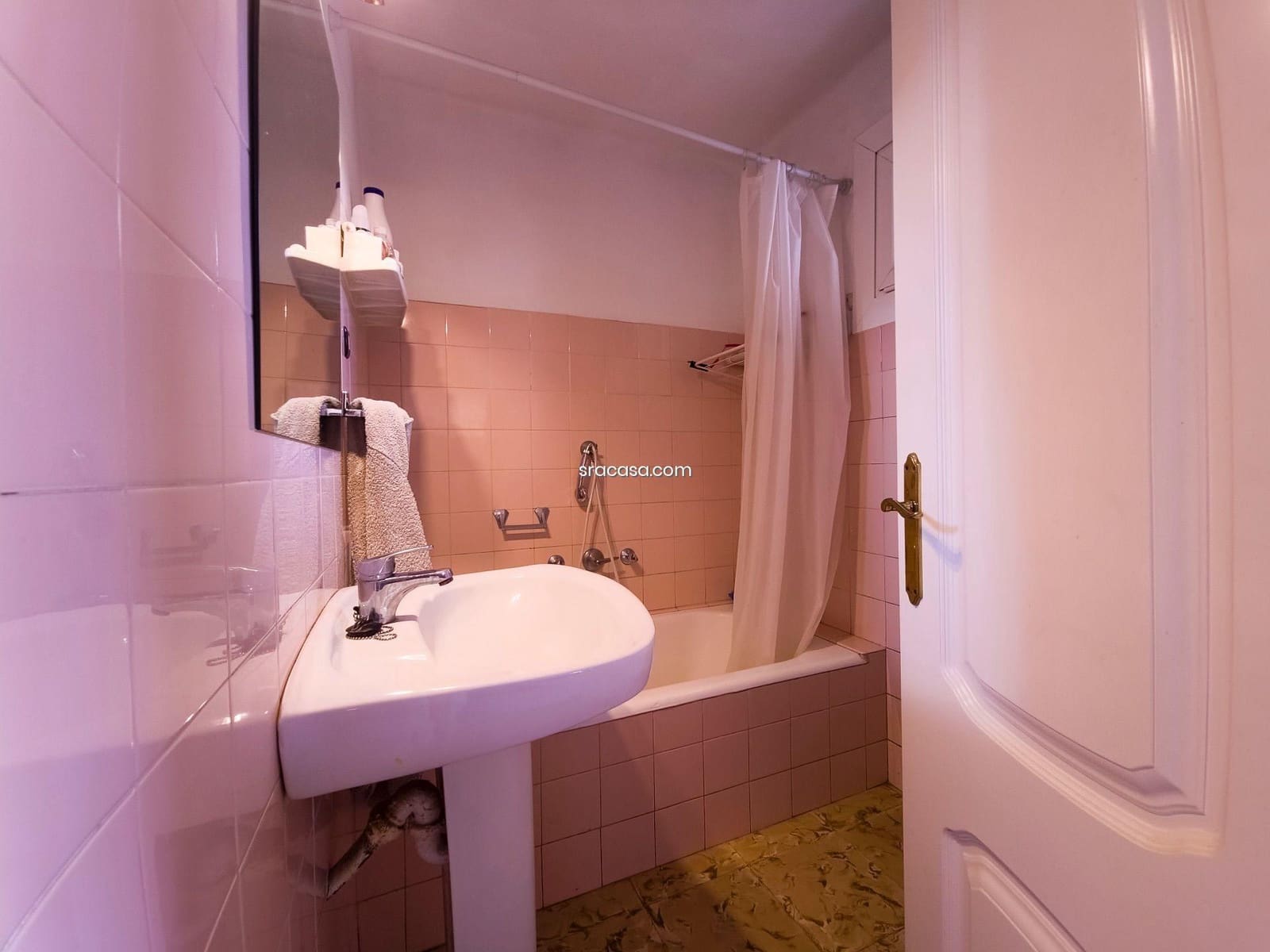 4 makuuhuone Huvila myytävänä paikassa Llagostera mukana uima-altaan 
autotalli - 215 000 € (Ref: 9438067)