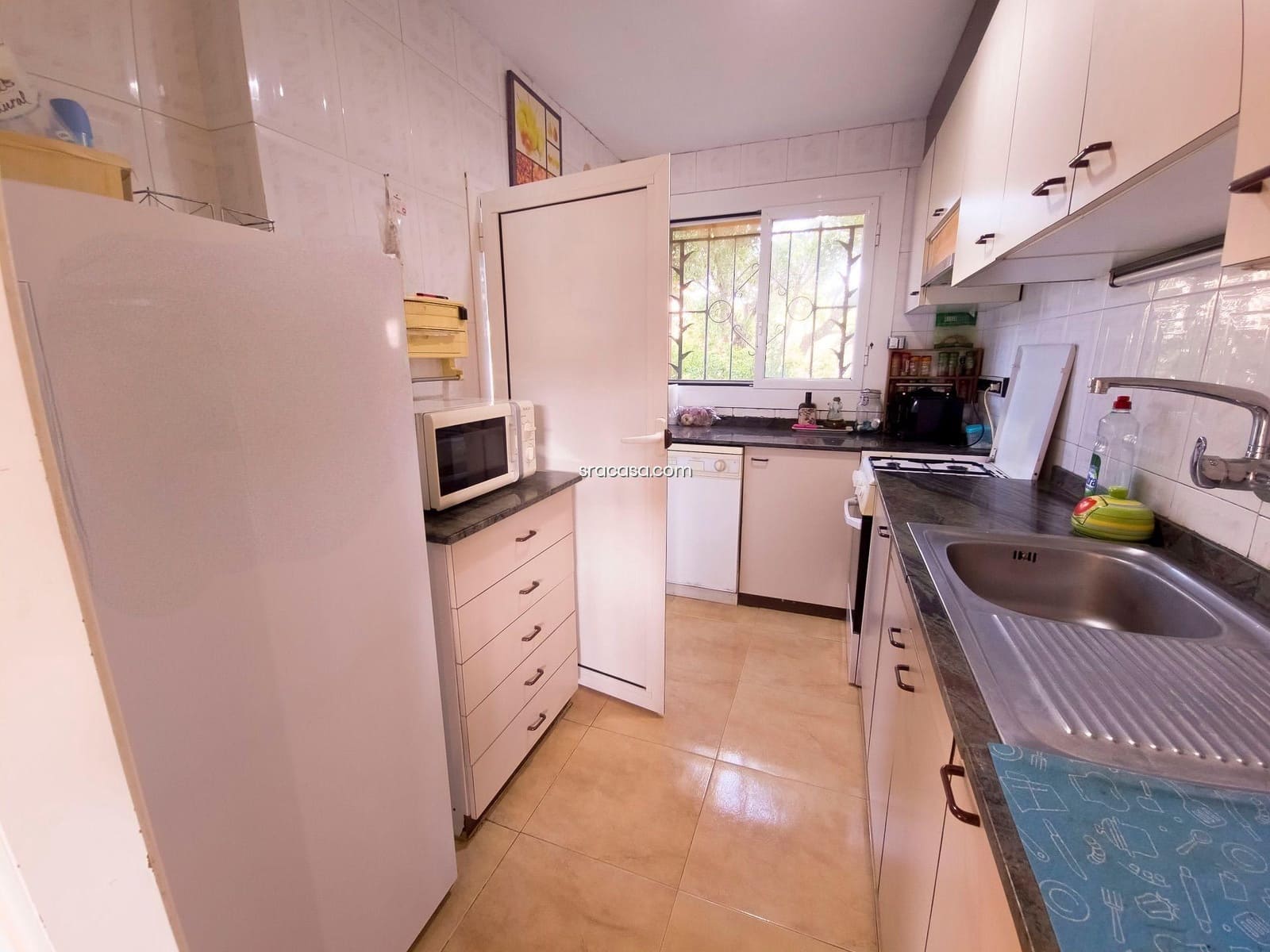 4 makuuhuone Huvila myytävänä paikassa Llagostera mukana uima-altaan 
autotalli - 215 000 € (Ref: 9438067)