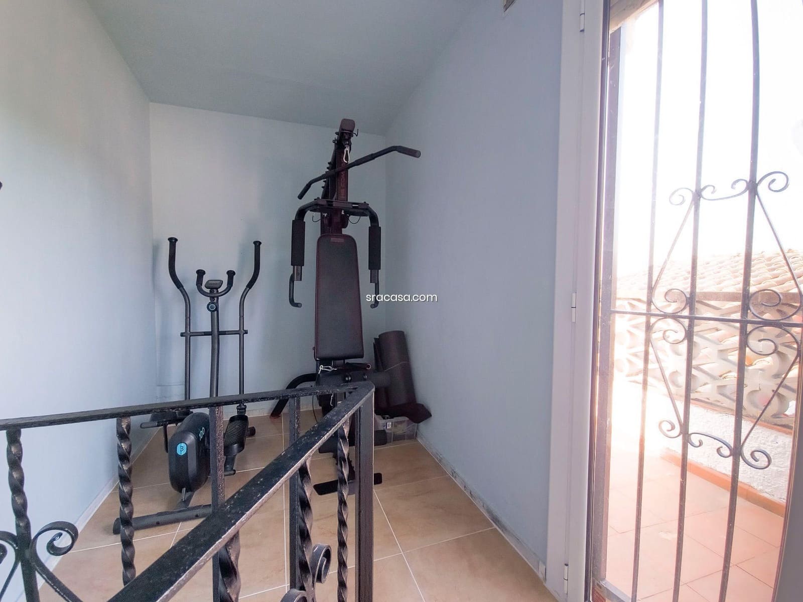 4 makuuhuone Huvila myytävänä paikassa Llagostera mukana uima-altaan 
autotalli - 215 000 € (Ref: 9438067)