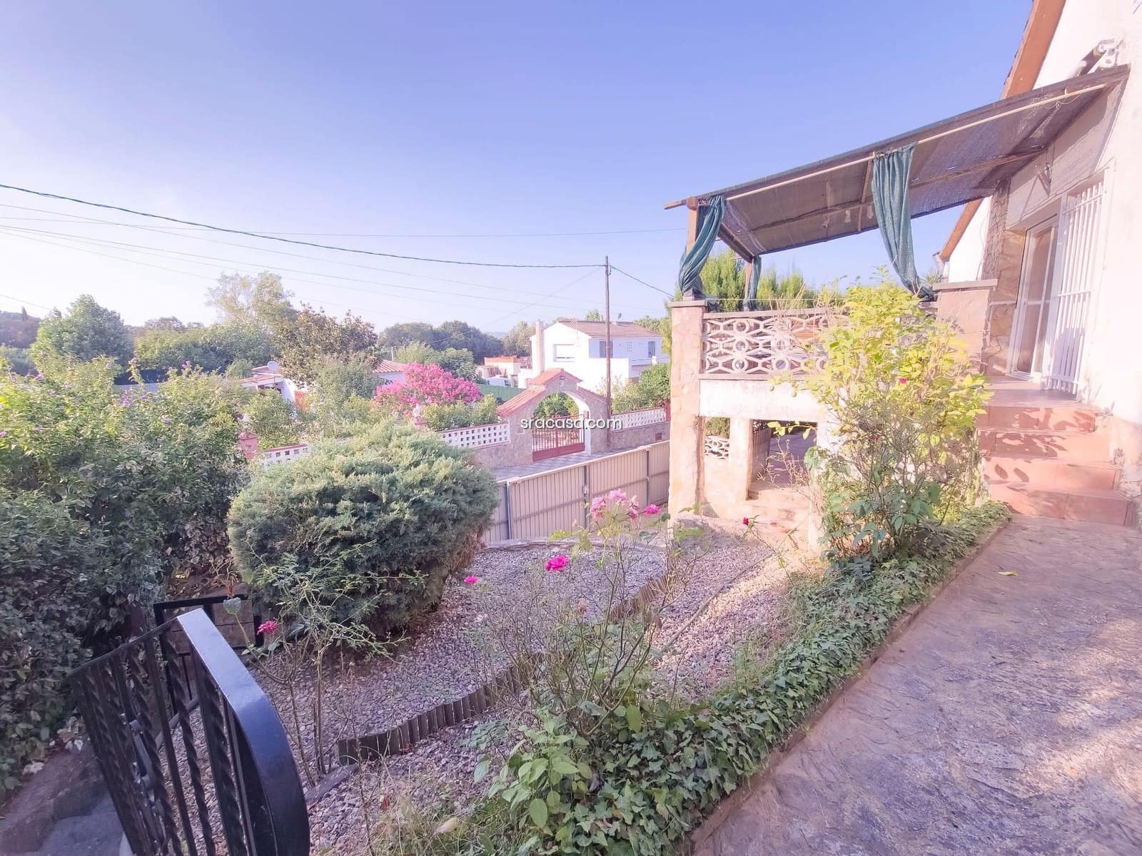 4 makuuhuone Huvila myytävänä paikassa Llagostera mukana uima-altaan 
autotalli - 215 000 € (Ref: 9438067)