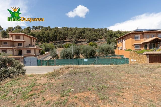Building Plot for sale in Carretera de la Sierra, Granada city - € 369,990 (Ref: 8639348)