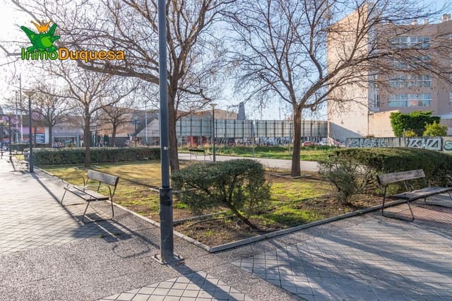 Terrain à Bâtir à vendre à Figares, Grenade ville - 540 800 € (Ref: 8810254)