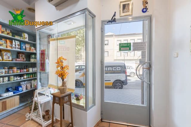 Local Commercial à vendre à Cervantes, Grenade ville - 115 000 € (Ref: 8851846)