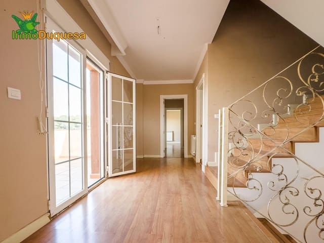 4 Zimmer Villa zu verkaufen in Atarfe mit Pool Garage - 294.900 € (Ref: 8921696)