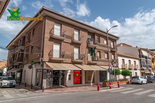 6 soveværelse Lejlighed til salg i Armilla med garage - € 269.900 (Ref: 9104773)
