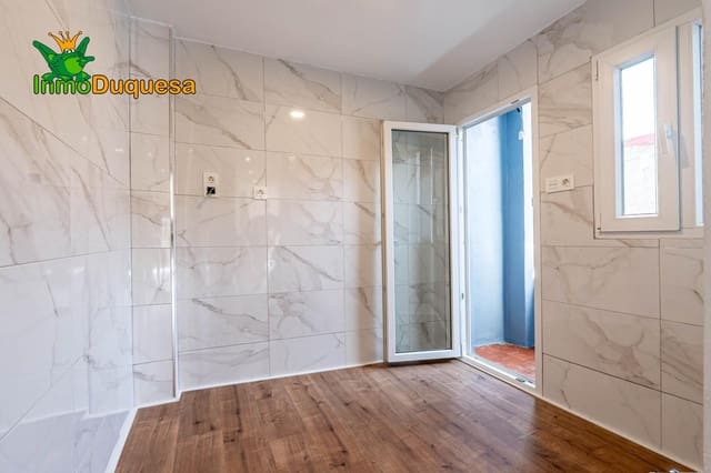 2 soveværelse Lejlighed til salg i Zaidin, Granada by - € 135.000 (Ref: 9128487)