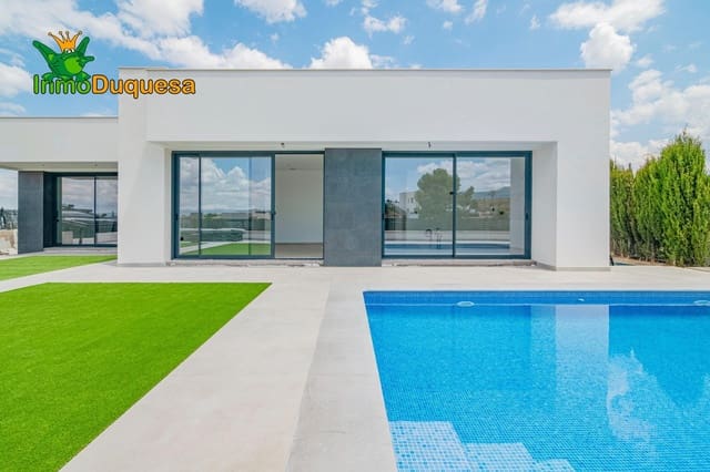 3 soverom Villa til salgs i La Zubia med svømmebasseng garasje - € 419 000 (Ref: 9152367)