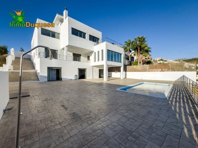 5 Zimmer Villa zu verkaufen in La Zubia mit Pool Garage - 799.000 € (Ref: 9202579)