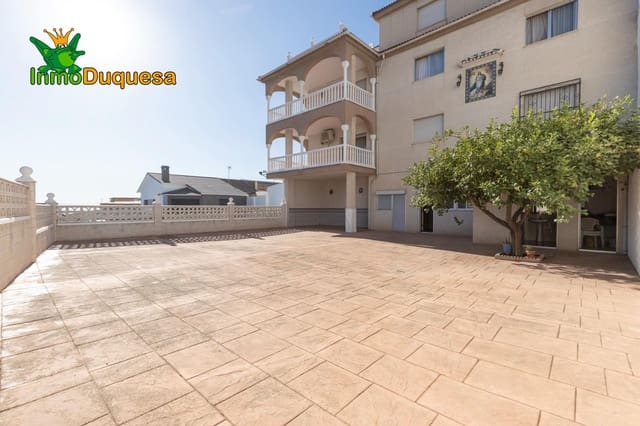 Pareado de 5 habitaciones en Jun en venta con garaje - 270.000 € (Ref: 9215245)