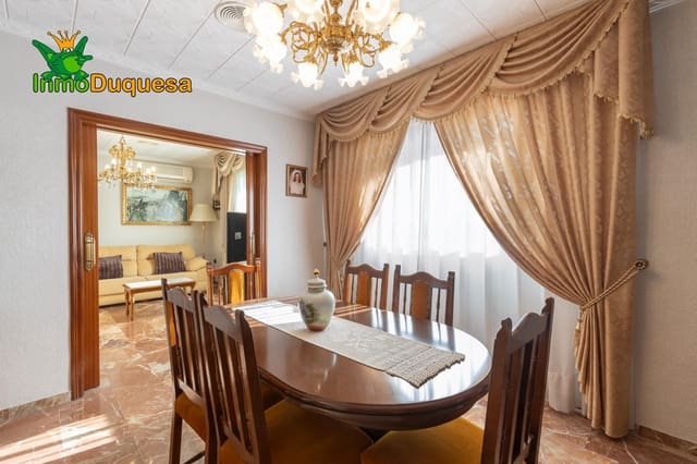 Pareado de 5 habitaciones en Jun en venta con garaje - 270.000 € (Ref: 9215245)