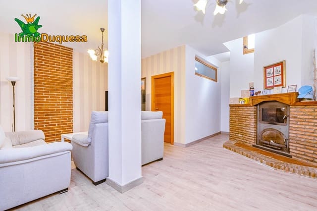 6 soveværelse Rækkehus til salg i Zaidin, Granada by - € 385.000 (Ref: 9297053)