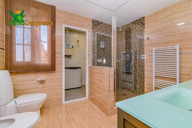 6 soveværelse Rækkehus til salg i Zaidin, Granada by - € 385.000 (Ref: 9297053)