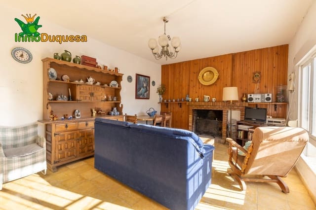 4 Zimmer Villa zu verkaufen in Las Gabias mit Pool Garage - 350.000 € (Ref: 9322057)