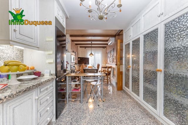 4 Zimmer Villa zu verkaufen in Atarfe - 380.000 € (Ref: 9347612)