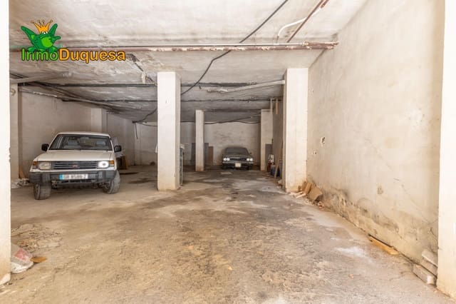 Erhverv til salg i Beiro, Granada by med garage - € 160.000 (Ref: 9386149)