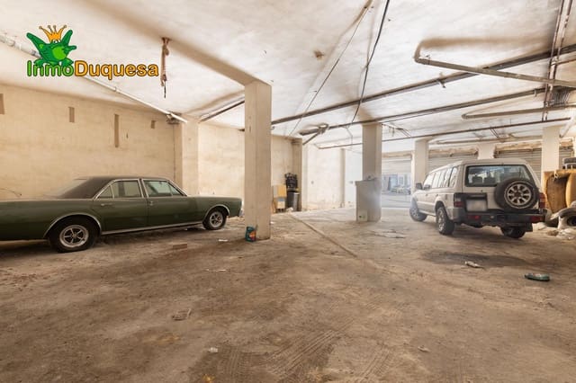 Erhverv til salg i Beiro, Granada by med garage - € 160.000 (Ref: 9386149)