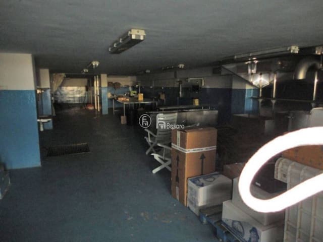 Commercieel te koop in Albatàrrec - € 80.000 (Ref: 4973041)