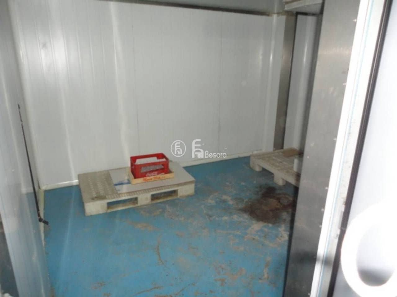 Commercial for sale in Albatarrec - € 80,000 (Ref: 4973041)