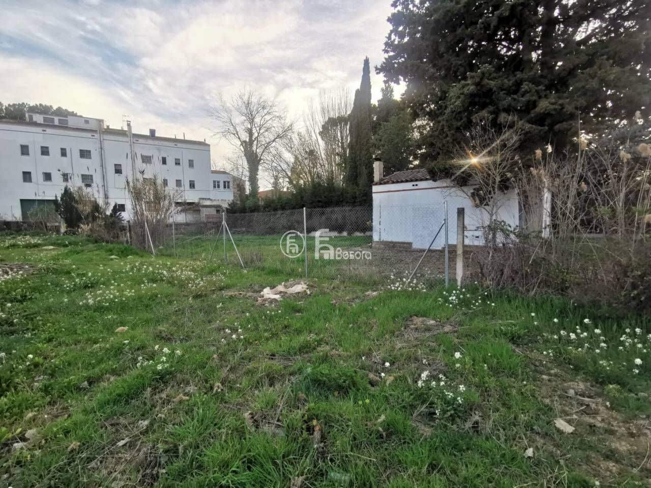 Villa til salgs i Lleida by - € 165 000 (Ref: 4973131)