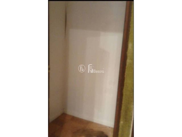 Commercial for rent in Lleida city - € 500 (Ref: 4973214)