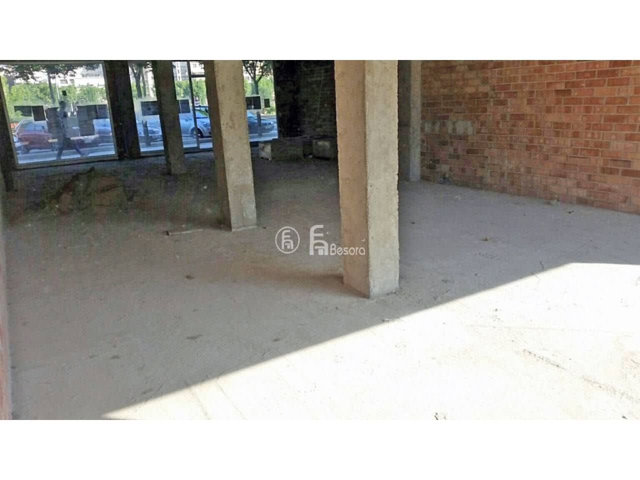 Commercial for rent in Lleida city - € 1,000 (Ref: 4973241)