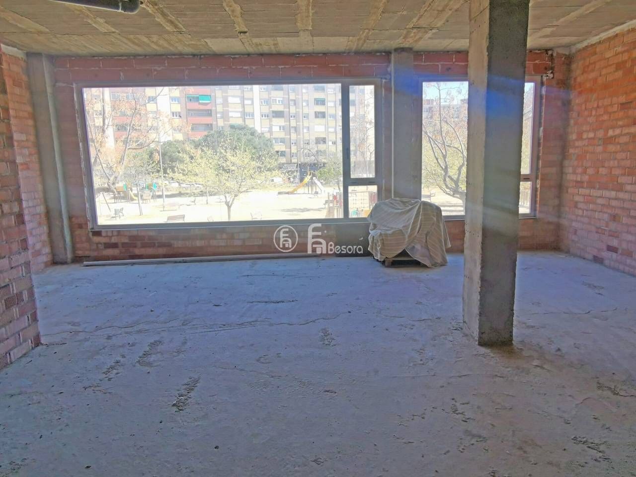 Commercial for rent in Lleida city - € 1,000 (Ref: 4973241)