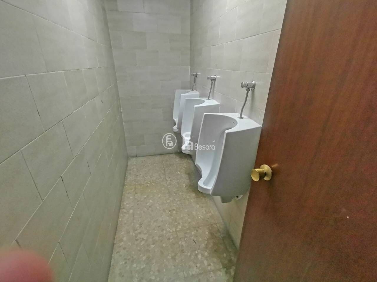 Komercyjne na sprzedaż w Miasto Lleida - 299 000 € (Ref: 4973246)