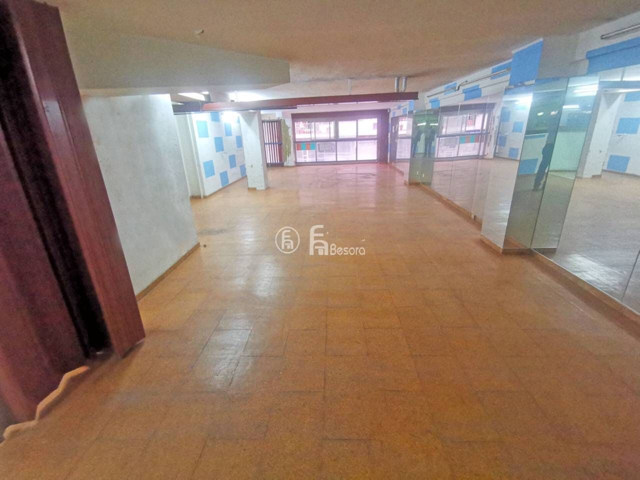 Komercyjne na sprzedaż w Miasto Lleida - 299 000 € (Ref: 4973246)