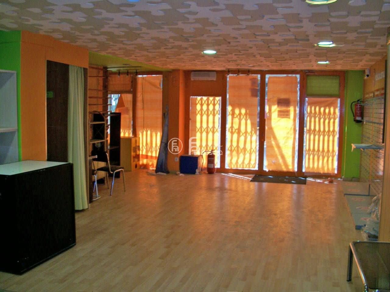 Kaupallinen myytävänä paikassa Lleida kaupunki - 299 000 € (Ref: 5372955)